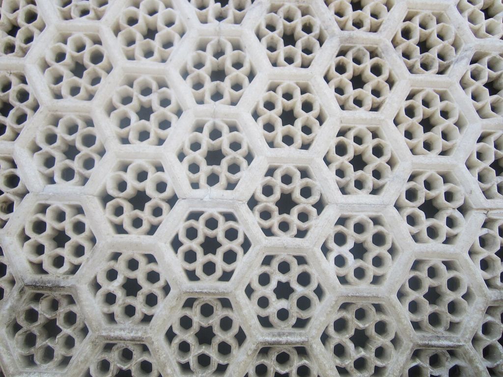 this was the mind of some people about 200 years ago that they can make this jali simply by a hammer and a nail ........isnt interesting .that is its reason it is called best creation of man ever .it is made up of….