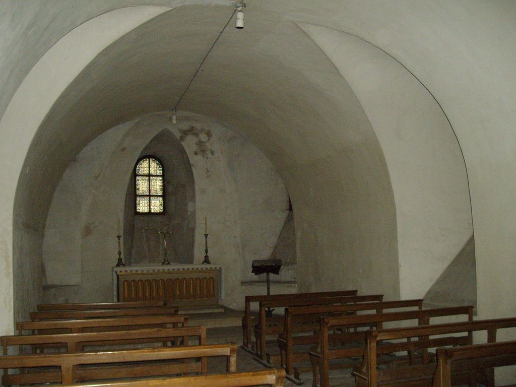 Compare pilgrimage, stained glass and Gothic rebuilding