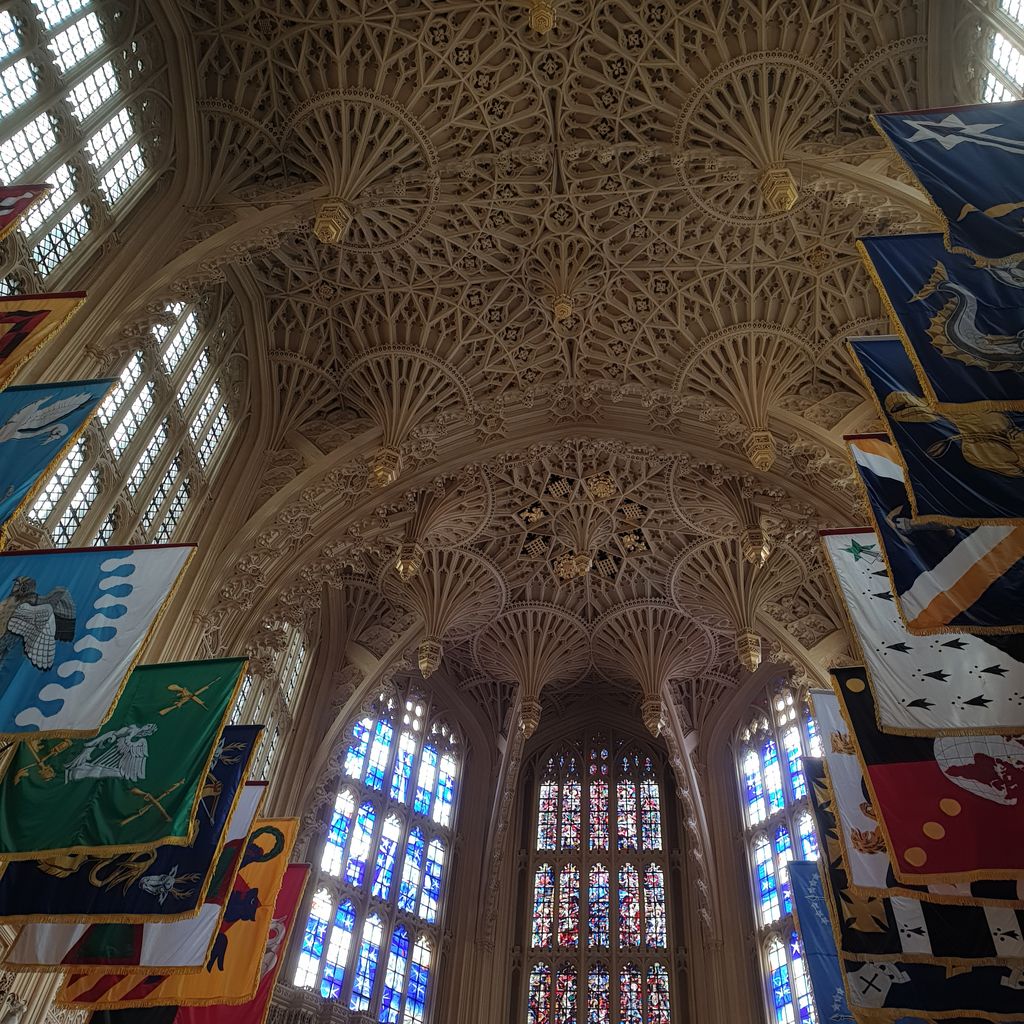 Compare royal burial, pilgrimage and institutional change