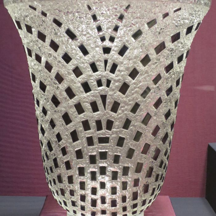Damiers Vase by René Lalique