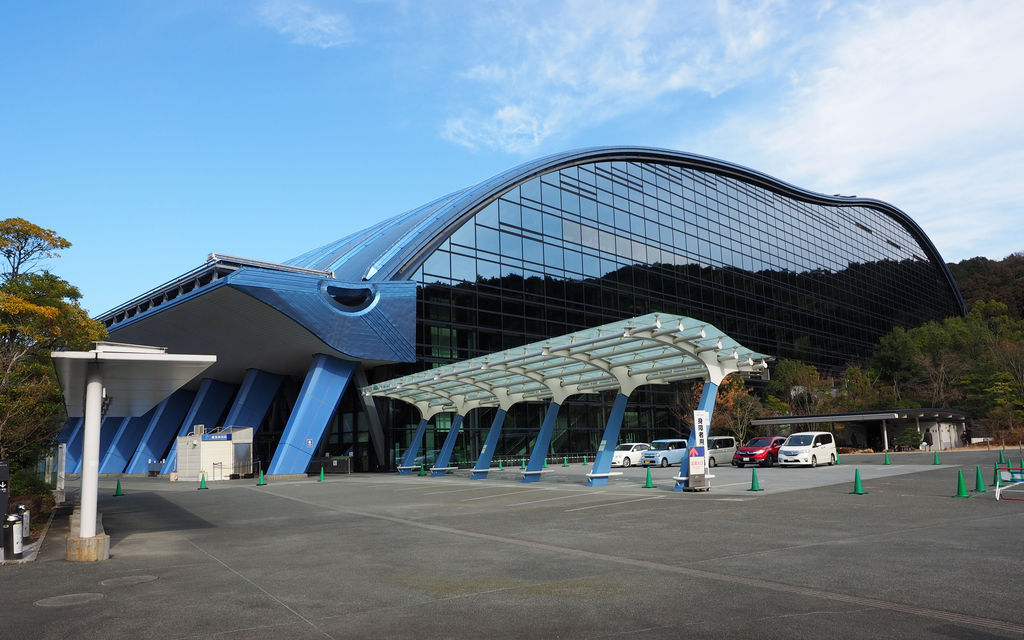 九州国立博物館の建物。文化交流展示の内容と作品の出品期間は公式案内で確認する。