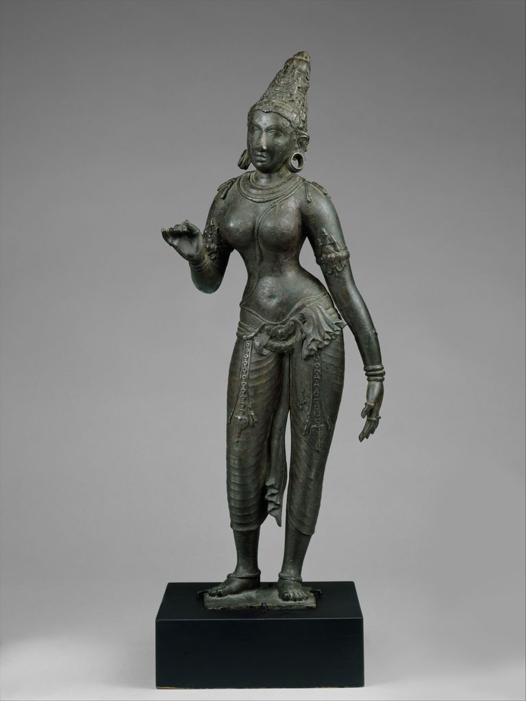 Standing Parvati illustrating proportion